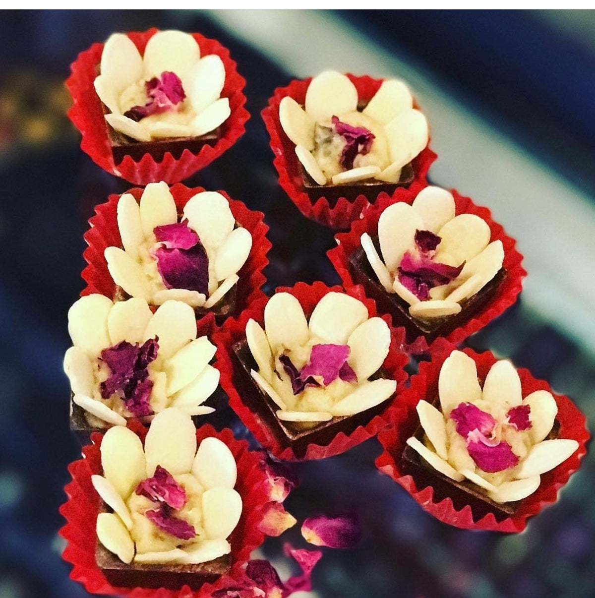 Le Rouge Open Truffle Flowers